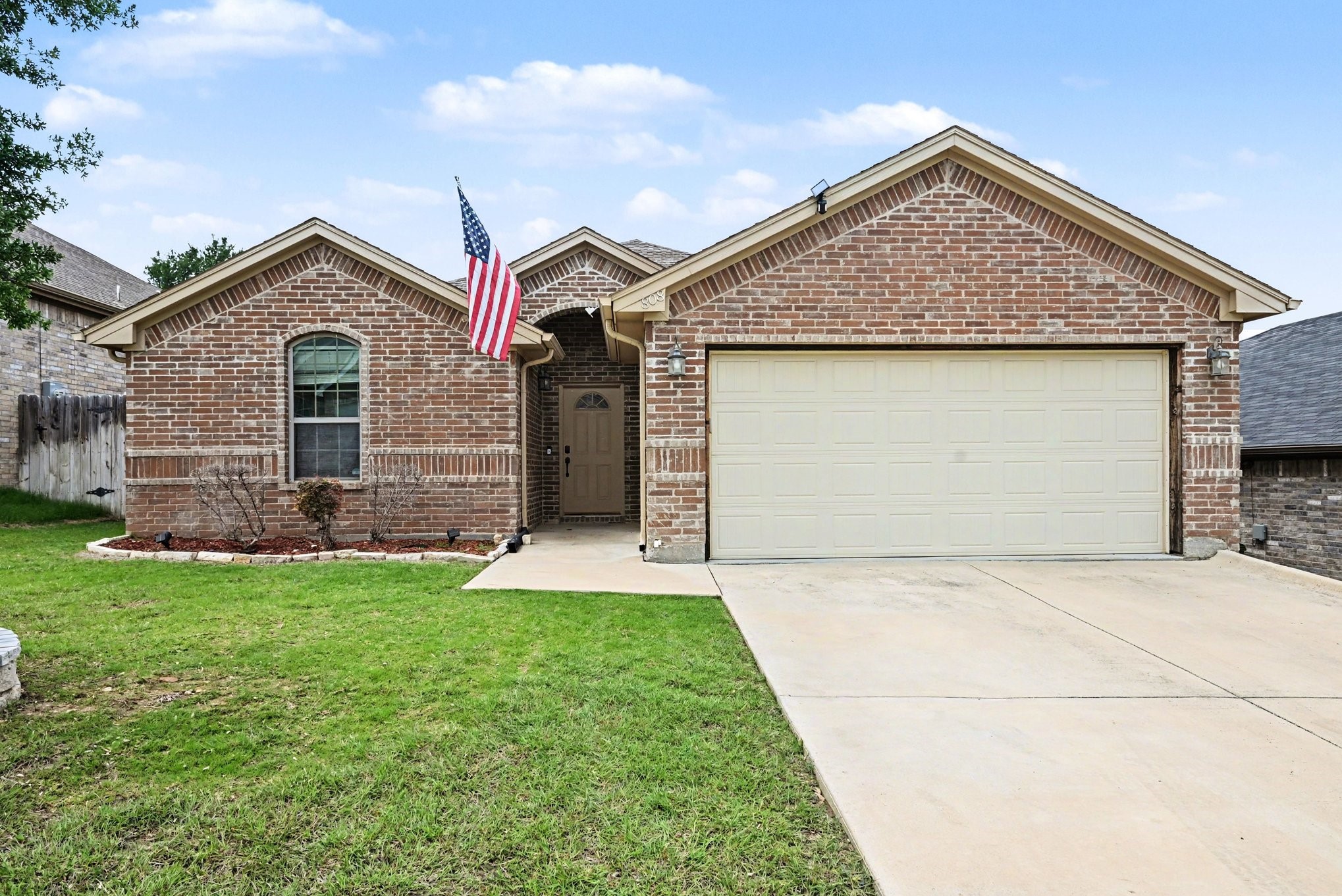 808 N Ridge Drive White Settlement TX 76108