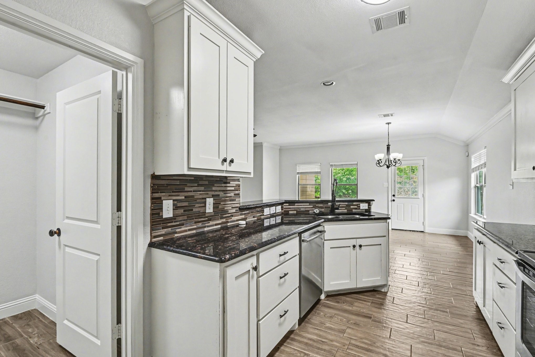 808 N Ridge Drive White Settlement TX 76108