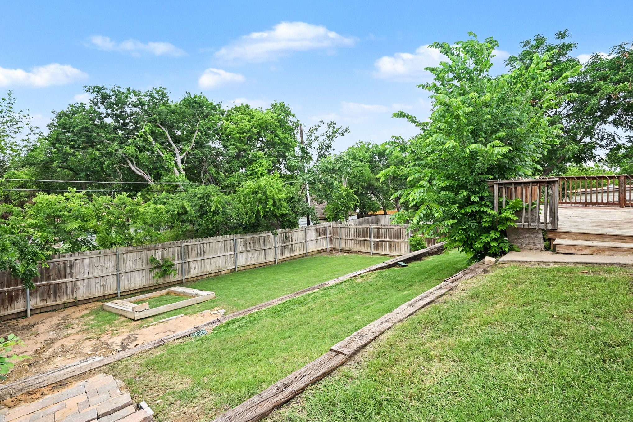 808 N Ridge Drive White Settlement TX 76108