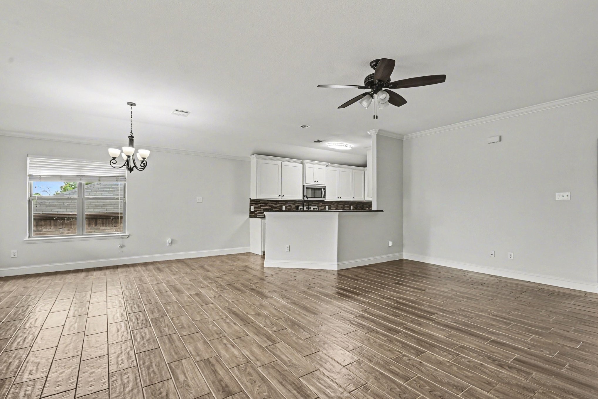 808 N Ridge Drive White Settlement TX 76108