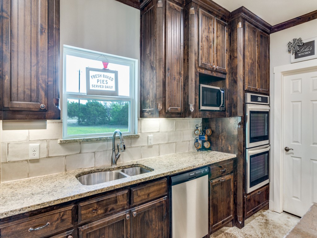 115 Kriston Lane Springtown TX 76082