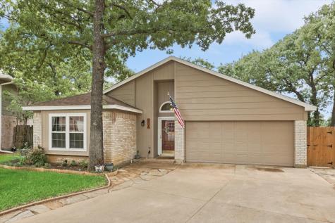 804 Love Wood Lane Arlington TX 76013