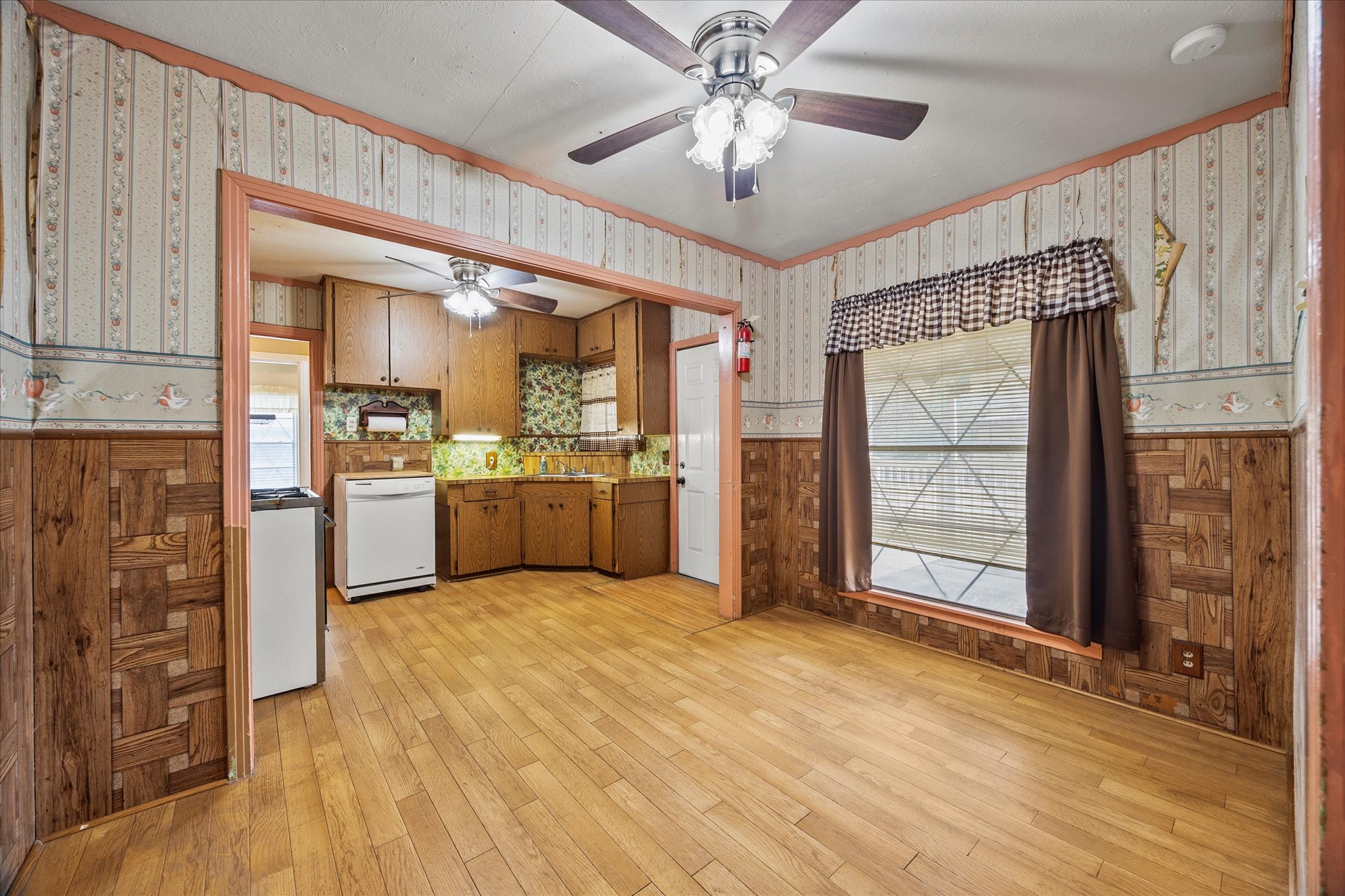 302 S Clark Street Rockwall TX 75087