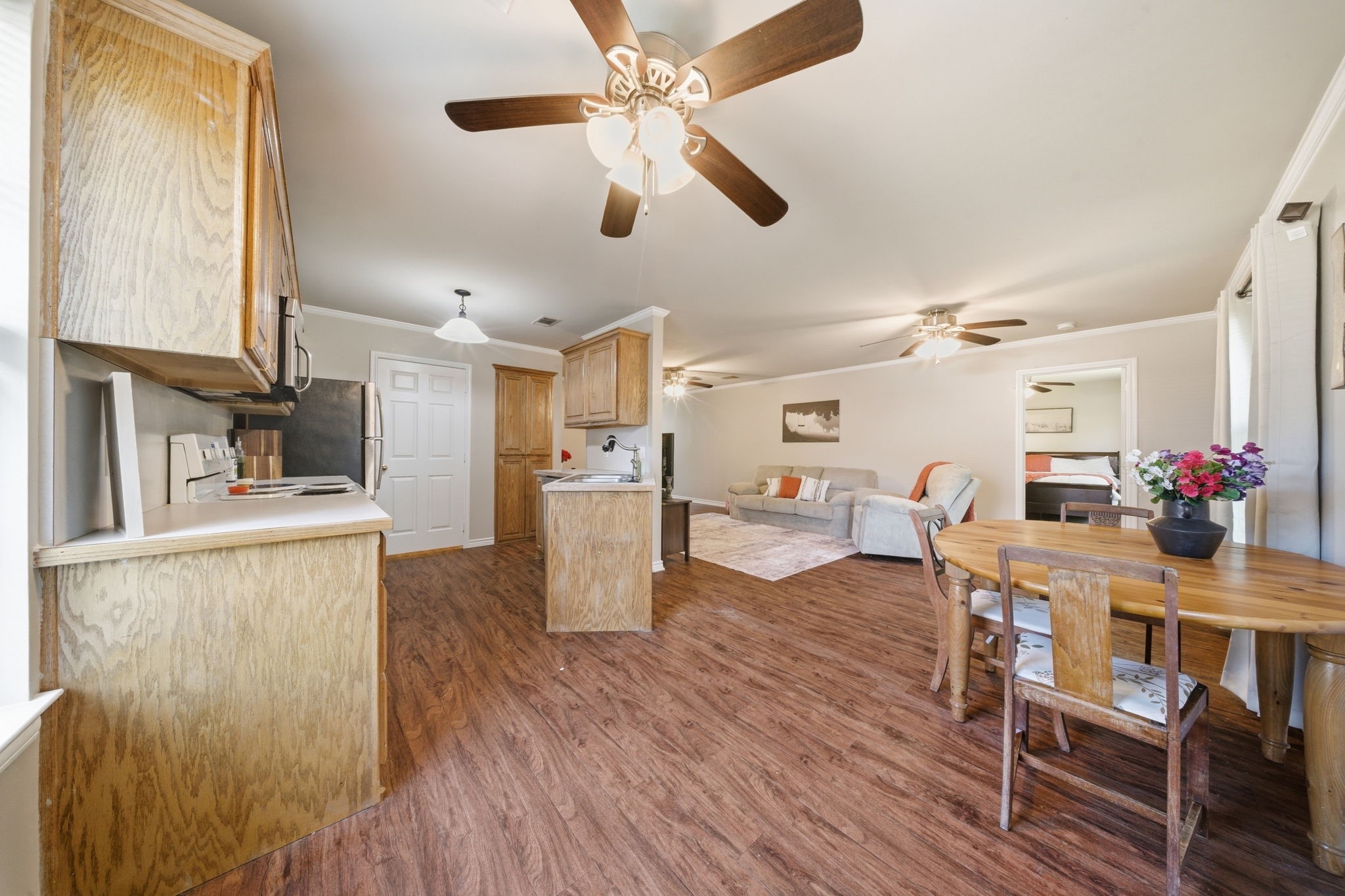 402 Robertson Street Collinsville TX 76233