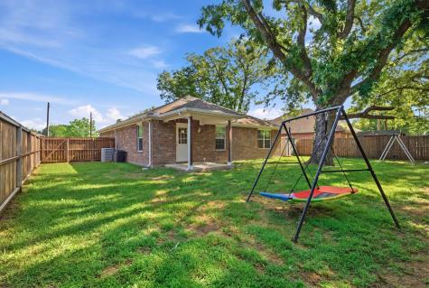 402 Robertson Street Collinsville TX 76233