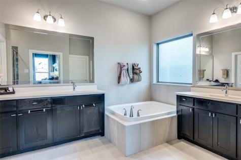 1304 Brandenburg Street Mansfield TX 76063