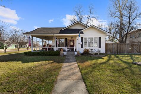 217 N Montgomery Street Gilmer TX 75644