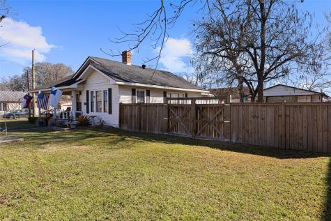 217 N Montgomery Street Gilmer TX 75644