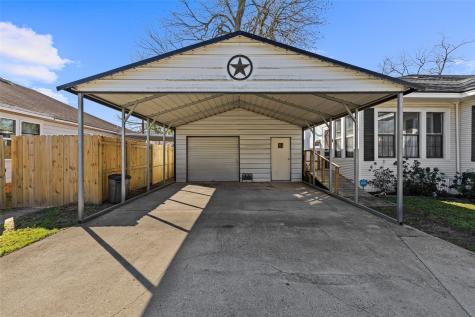 217 N Montgomery Street Gilmer TX 75644