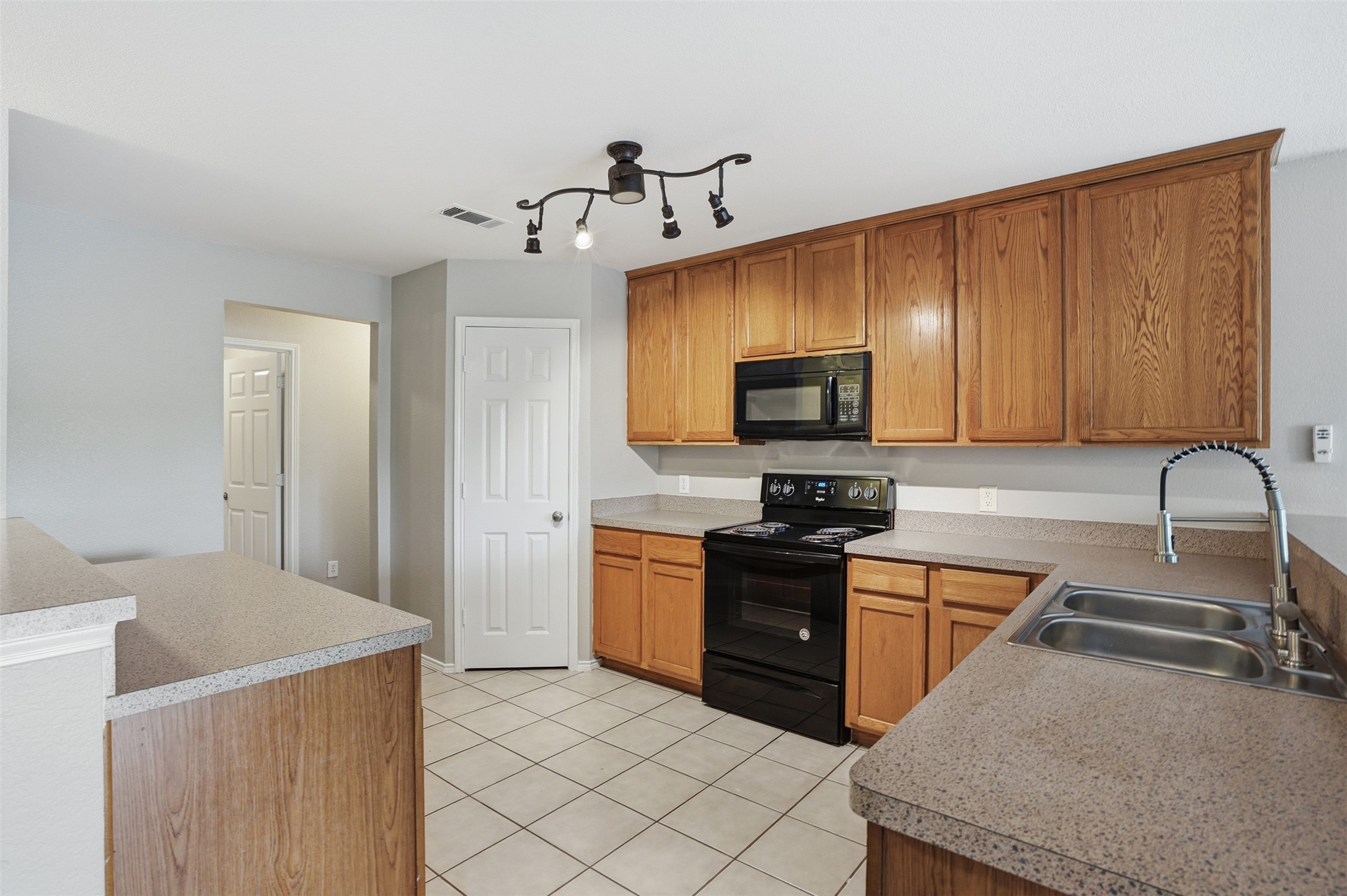 5800 Blue Ribbon Road Fort Worth TX 76179