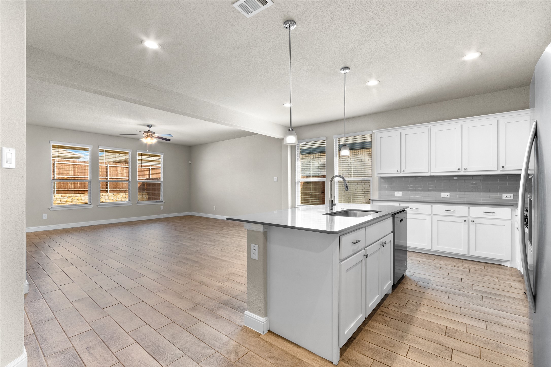 1045 Kirkham Way Fort Worth TX 76247