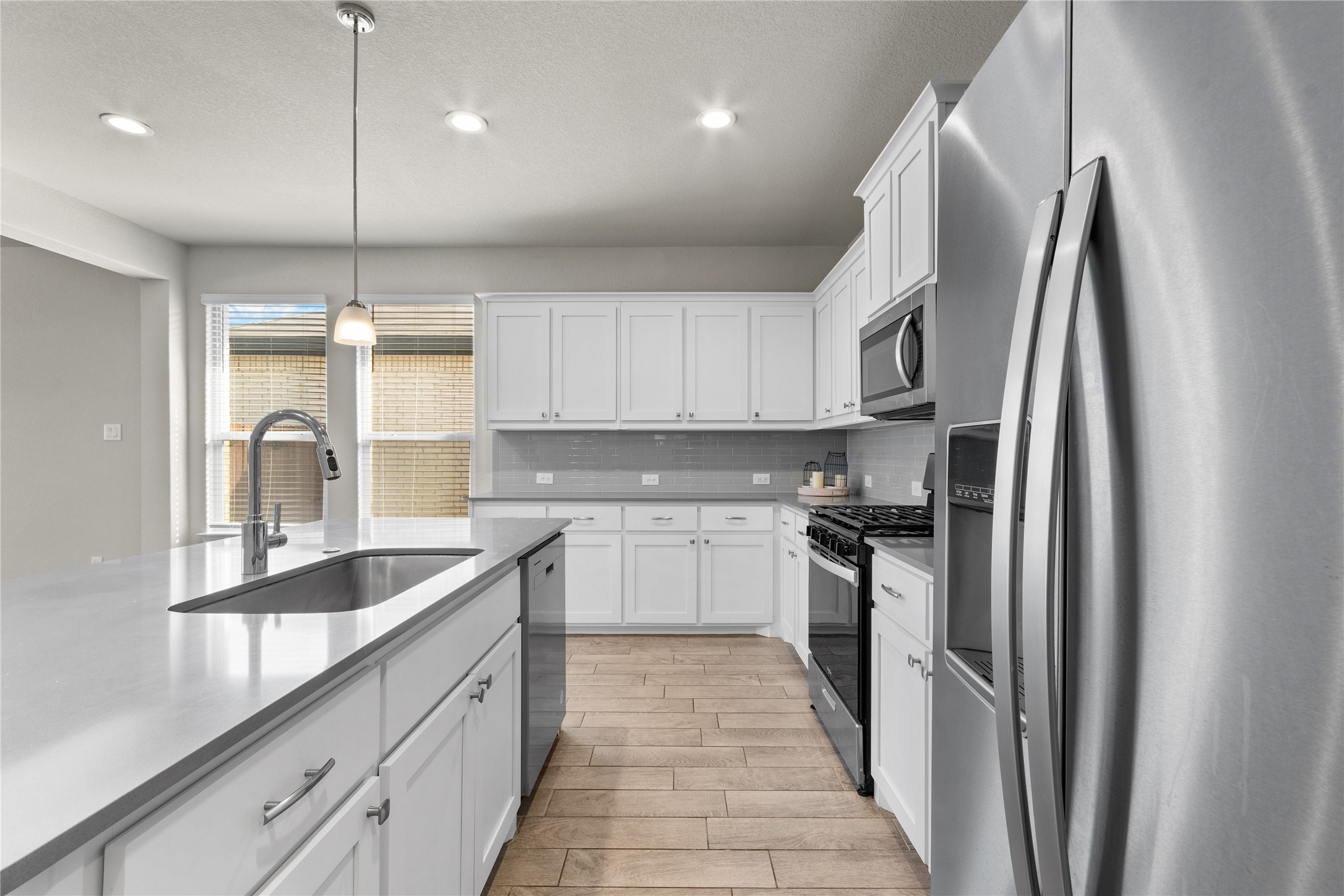 1045 Kirkham Way Fort Worth TX 76247