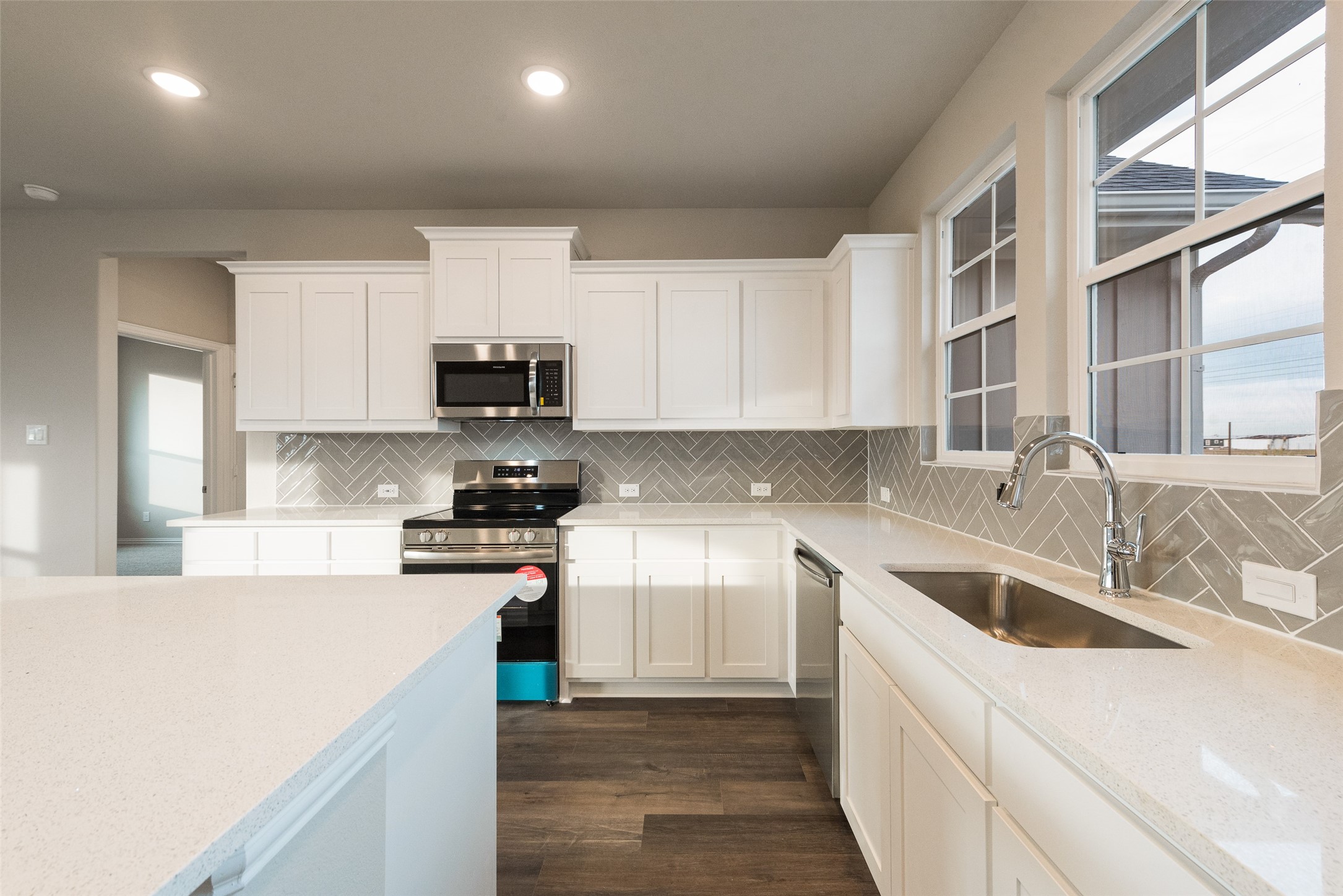 1230 County Road 200 Valley View TX 76272