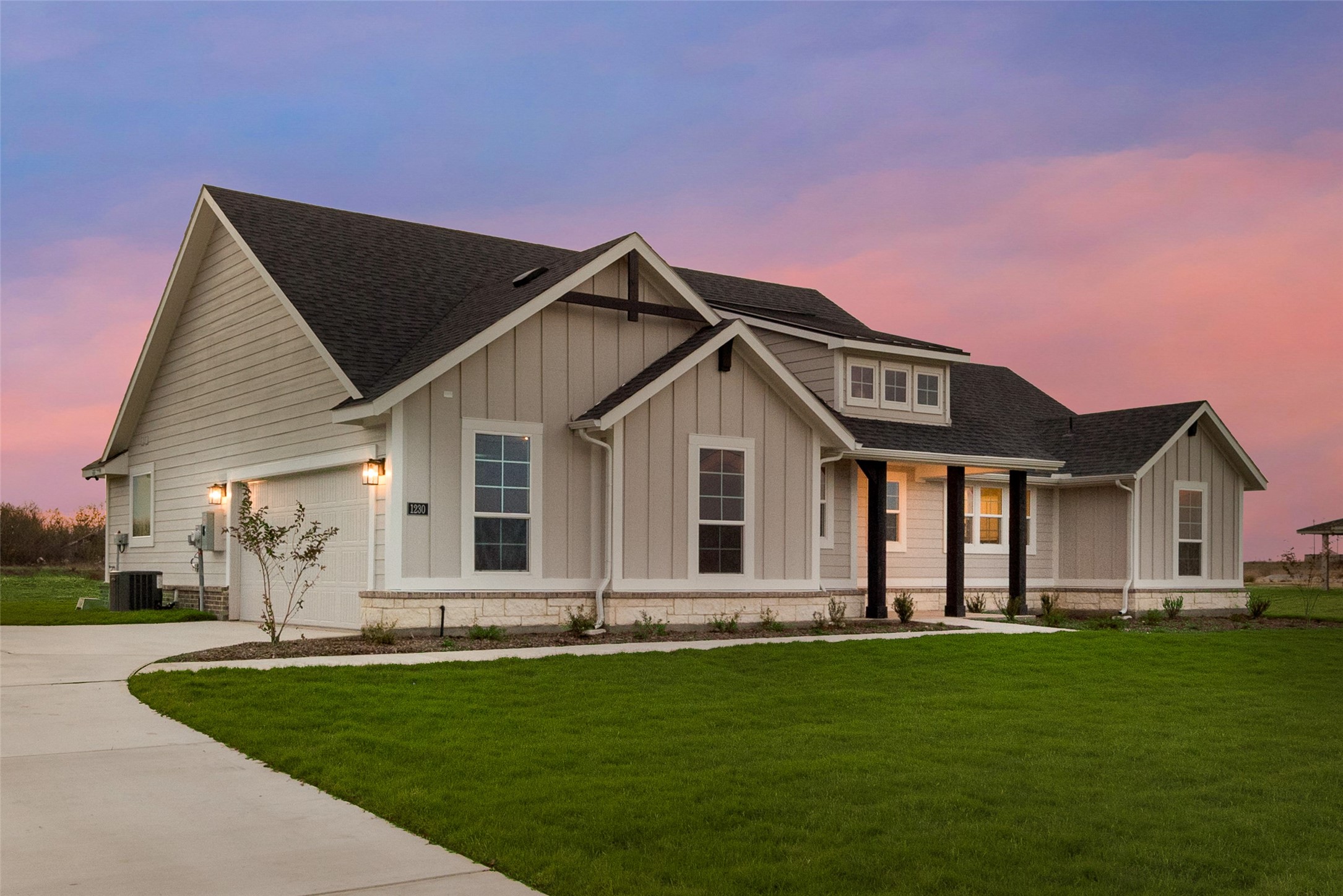 1230 County Road 200 Valley View TX 76272