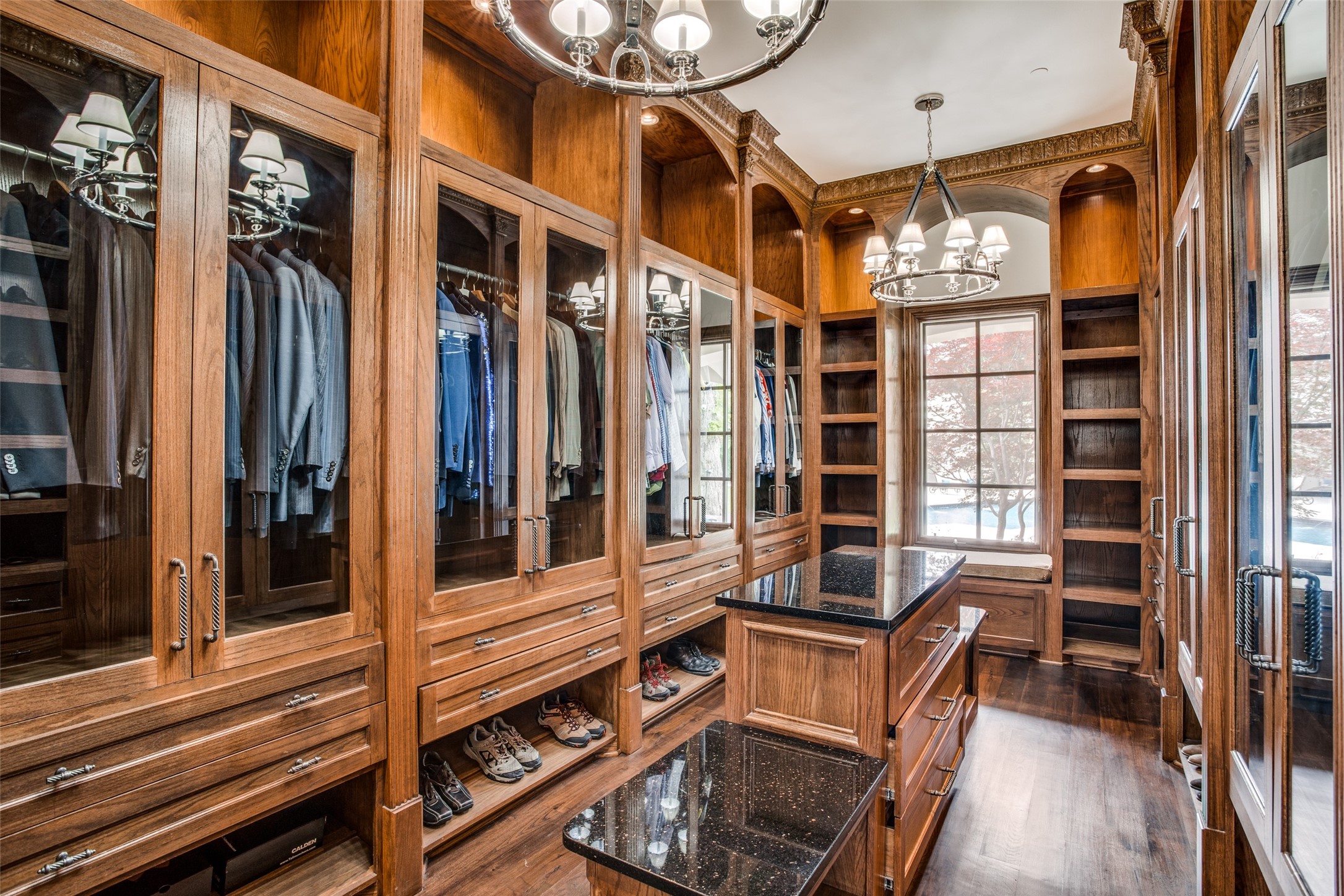9520 Hathaway Street Dallas TX 75220