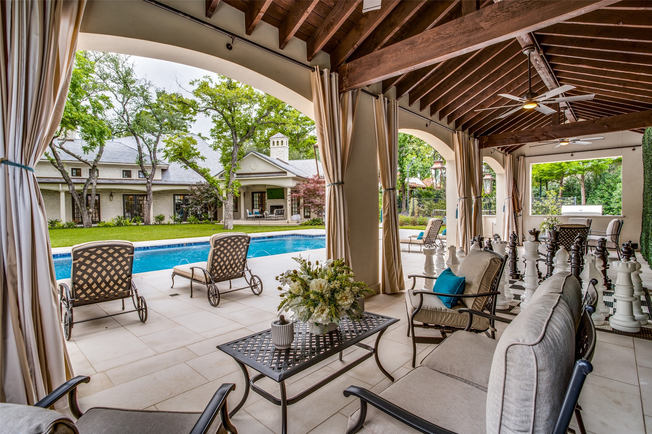 9520 Hathaway Street Dallas TX 75220