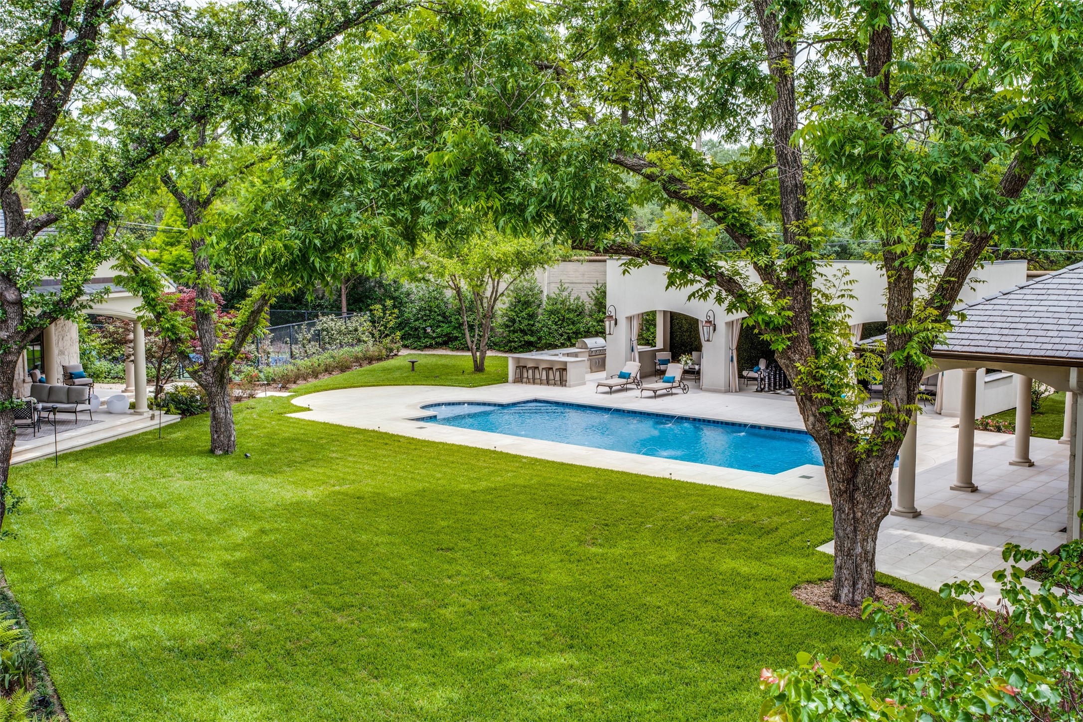 9520 Hathaway Street Dallas TX 75220