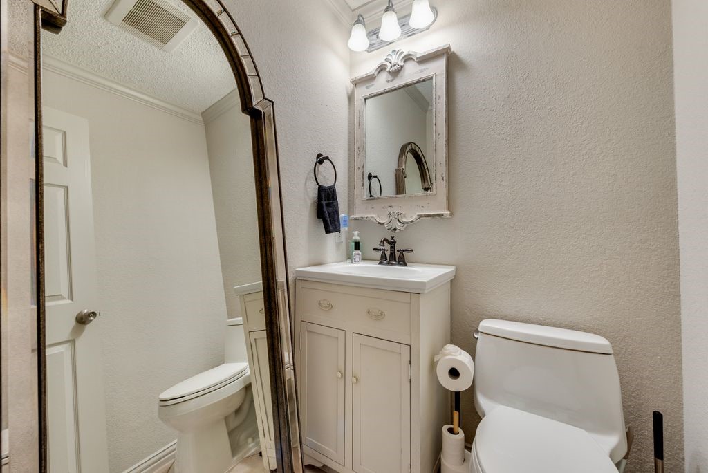 1032 Pebble Beach Drive Mansfield TX 76063