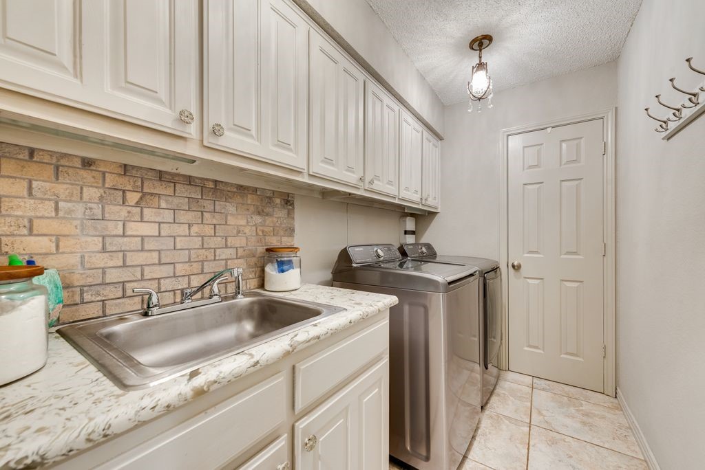 1032 Pebble Beach Drive Mansfield TX 76063