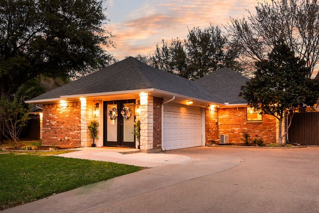 1032 Pebble Beach Drive Mansfield TX 76063