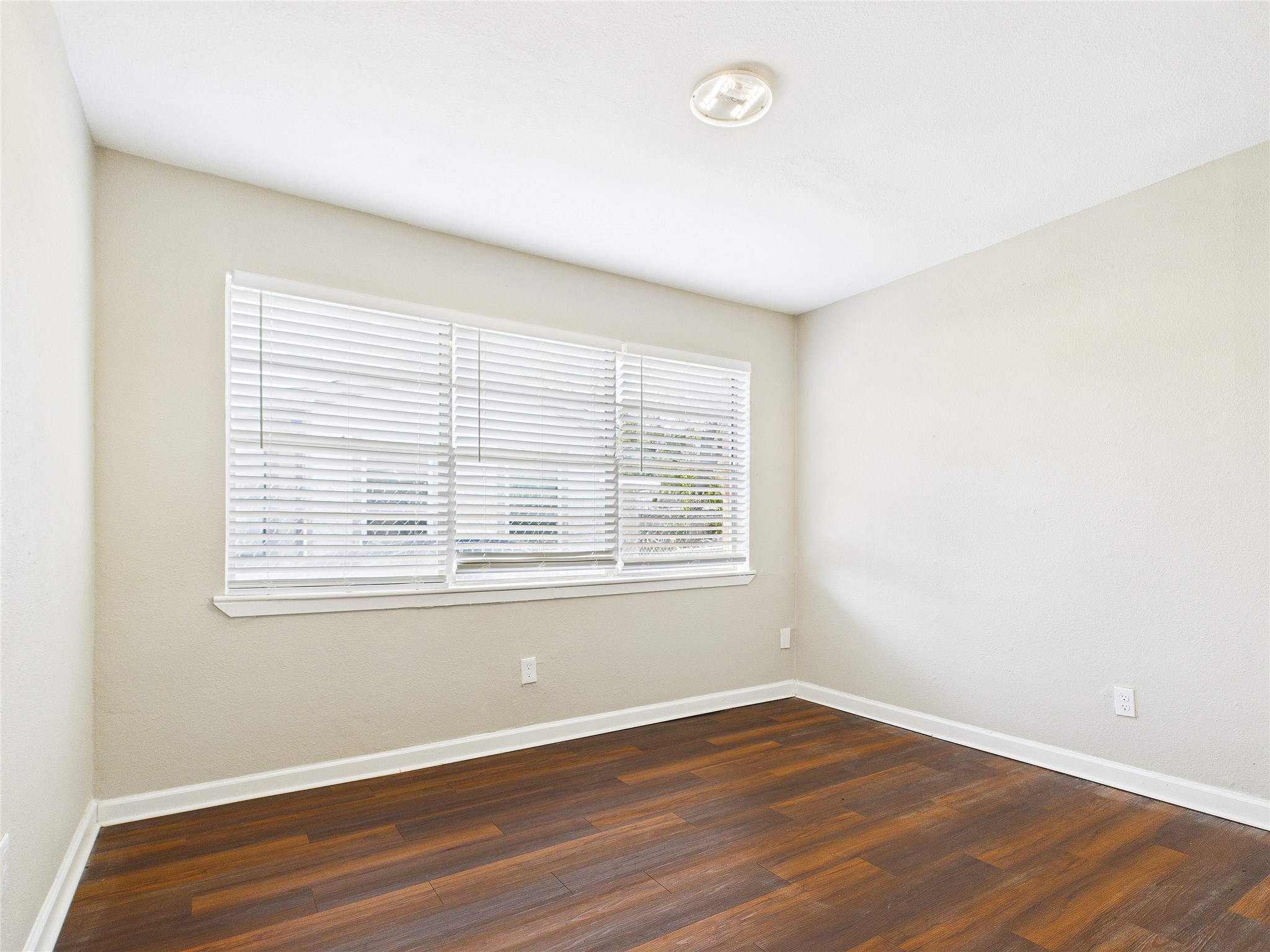 2712 Evans Avenue Fort Worth TX 76104