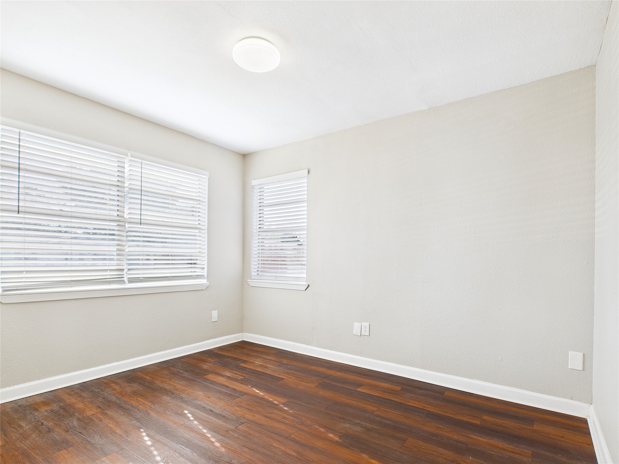 2712 Evans Avenue Fort Worth TX 76104