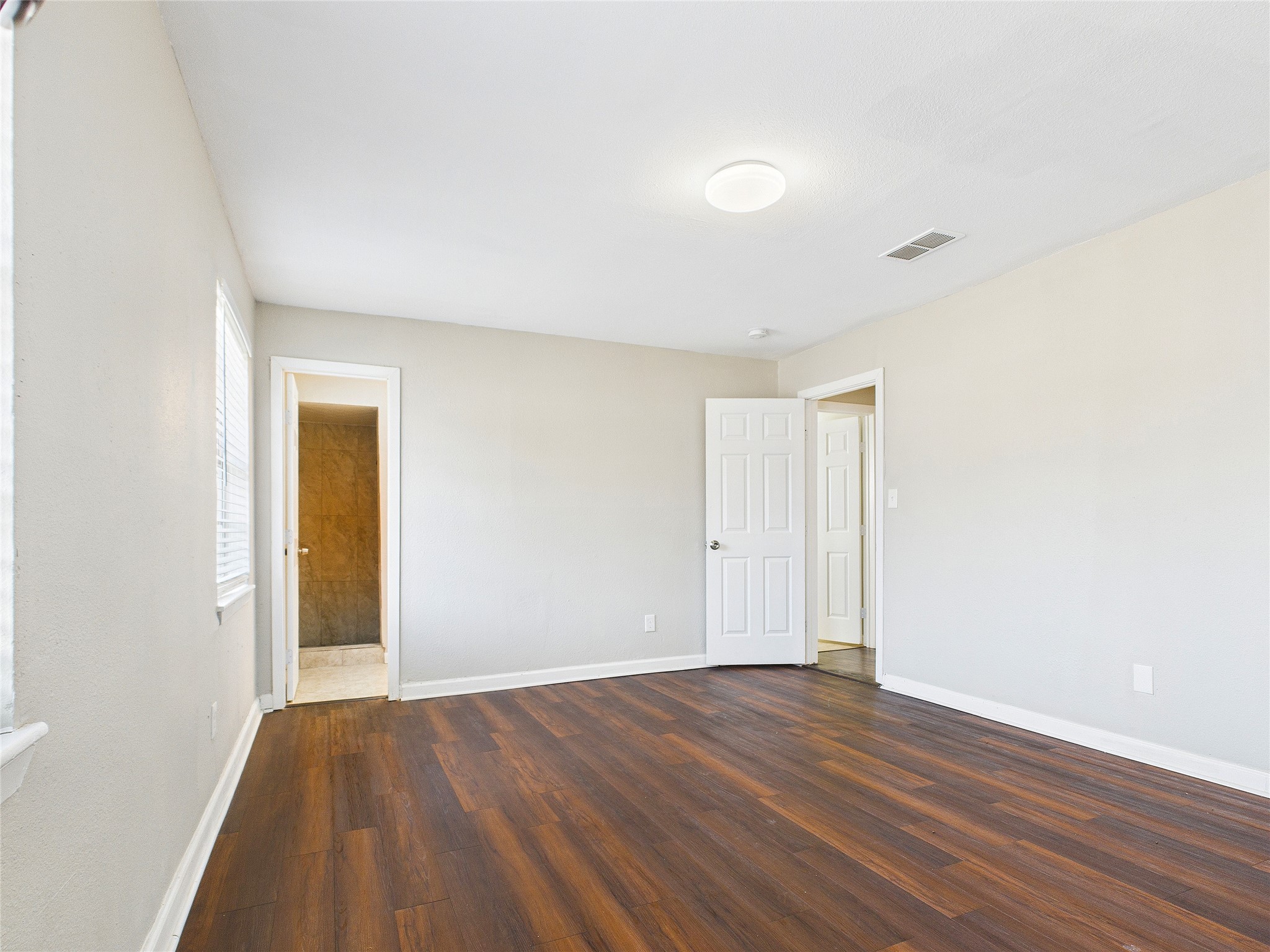 2712 Evans Avenue Fort Worth TX 76104