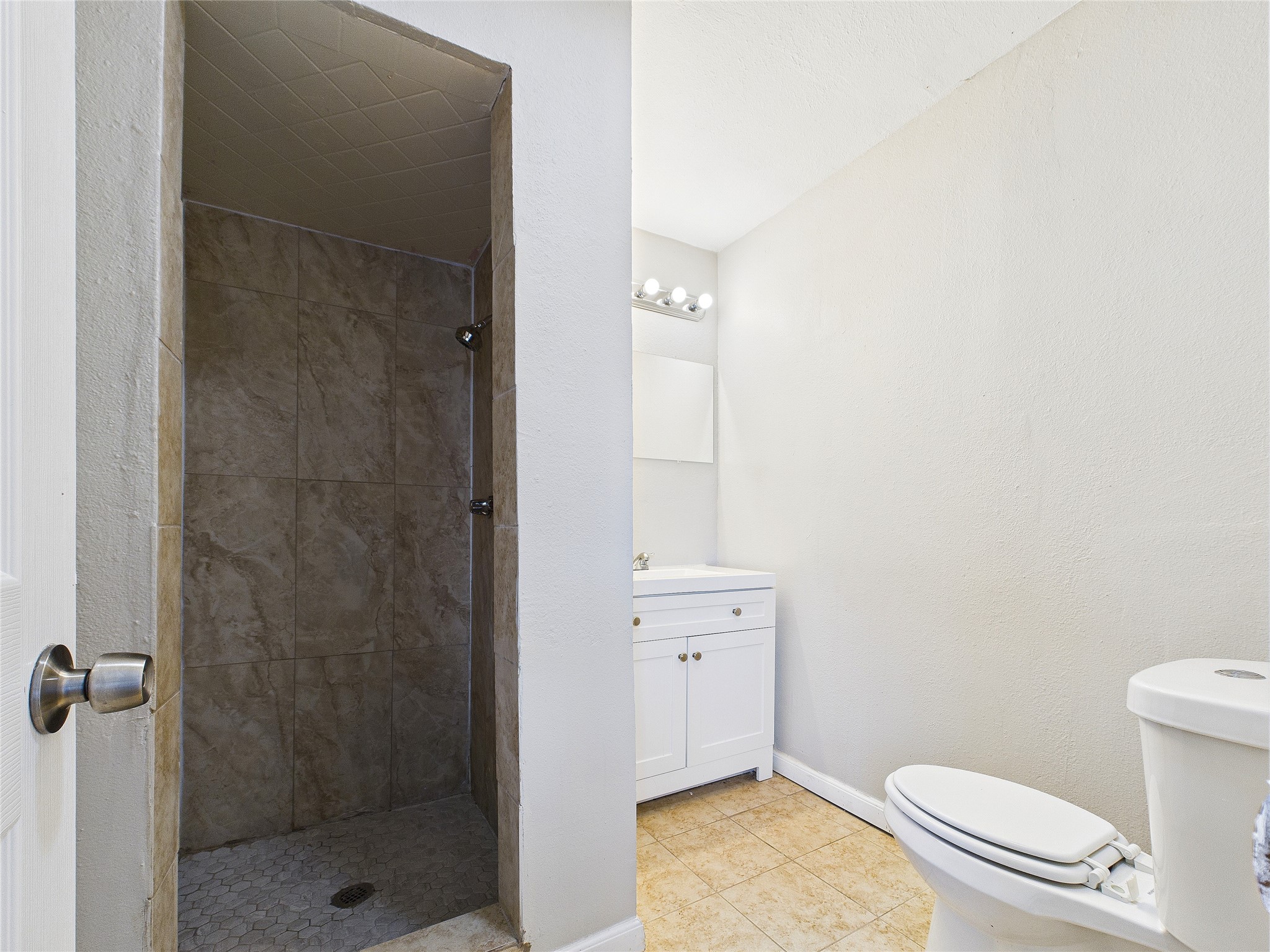 2712 Evans Avenue Fort Worth TX 76104