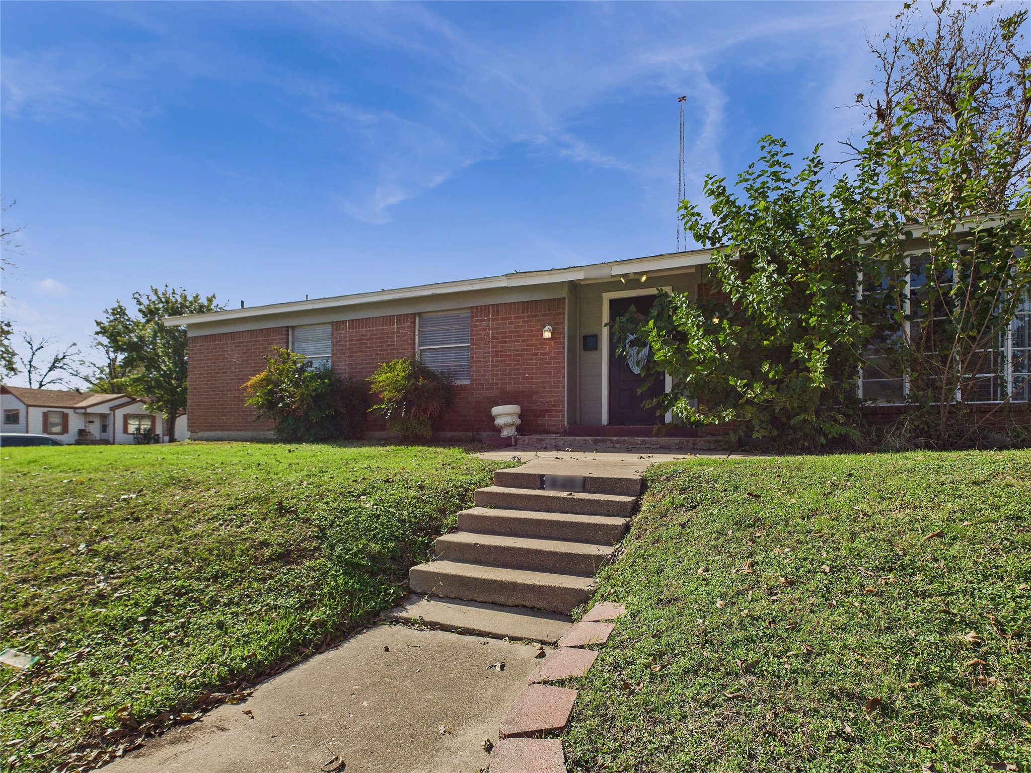 2712 Evans Avenue Fort Worth TX 76104