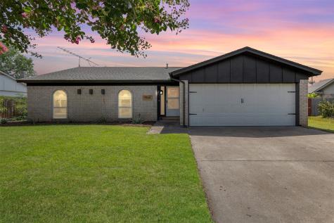 7504 Oak Ridge Drive North Richland Hills TX 76182
