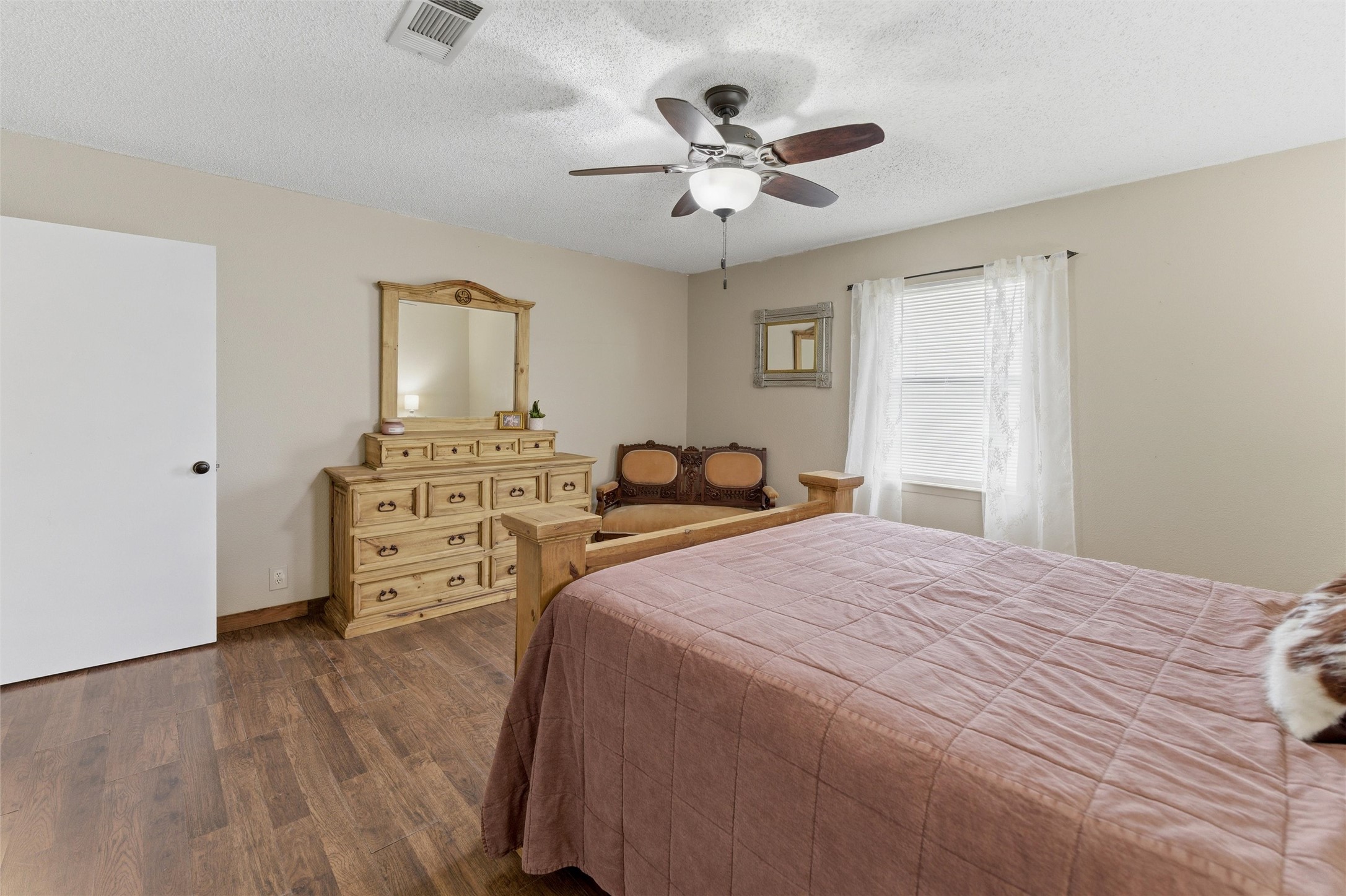 132 Crowley Lane Mineral Wells TX 76067