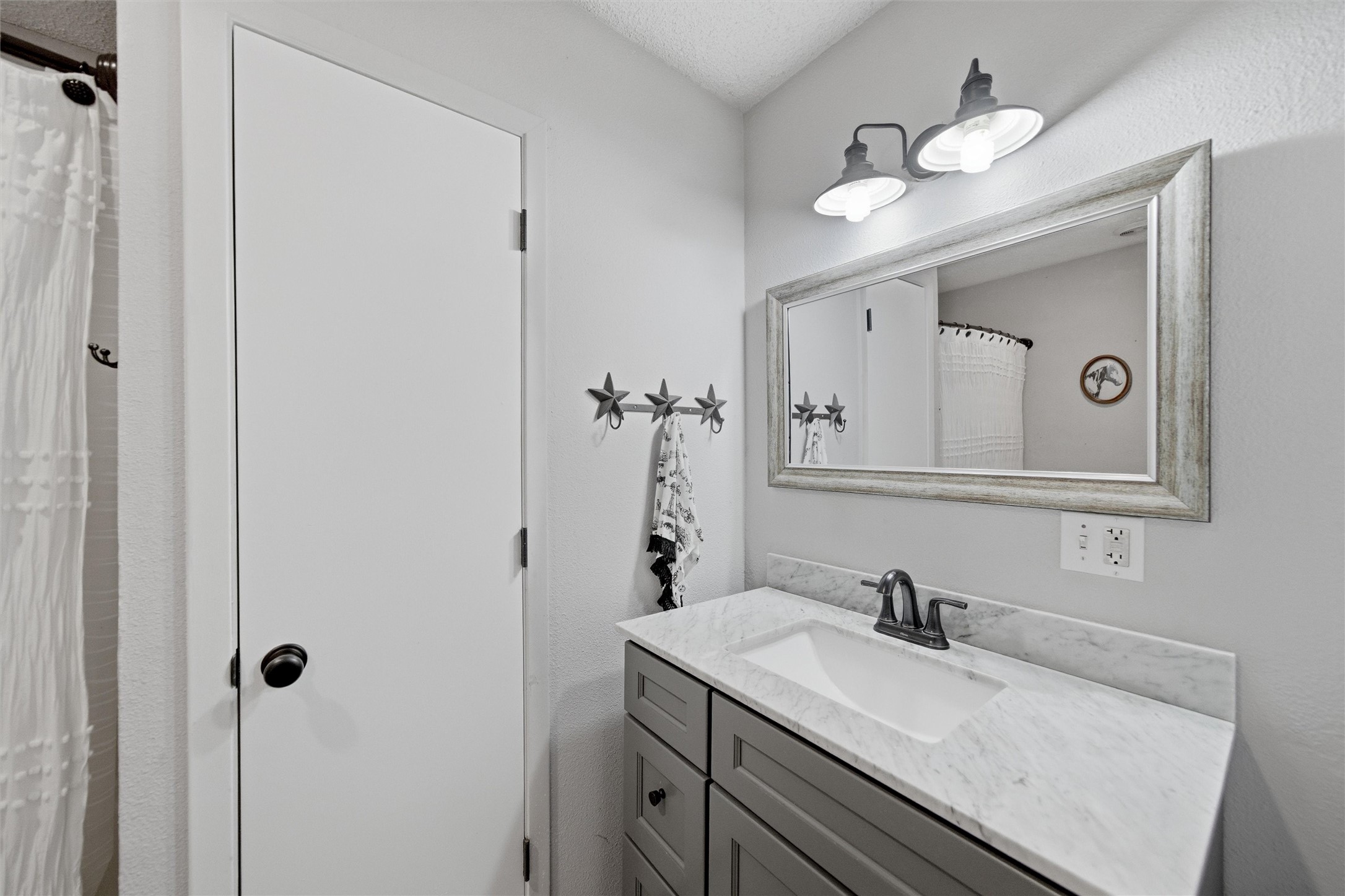 132 Crowley Lane Mineral Wells TX 76067