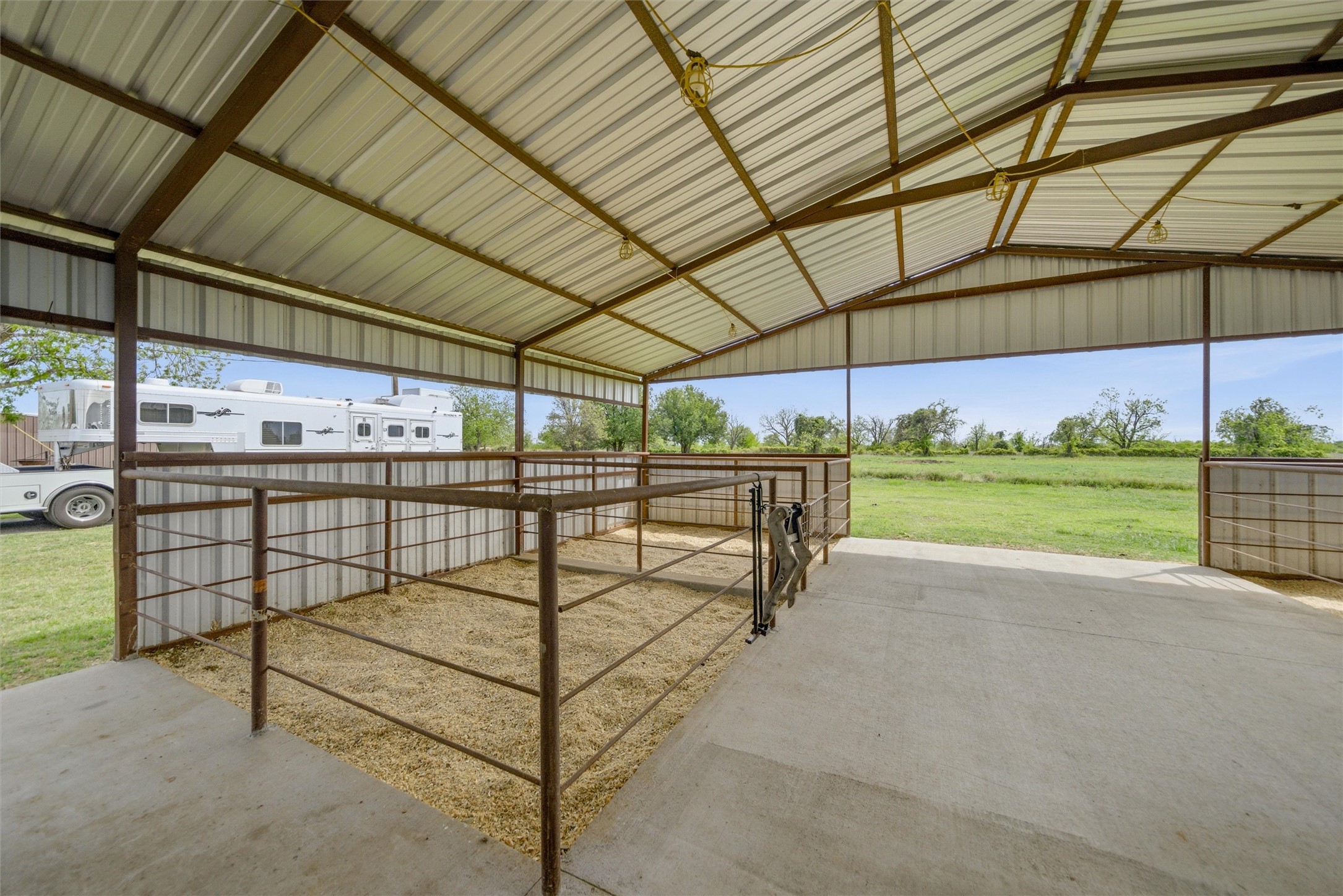132 Crowley Lane Mineral Wells TX 76067