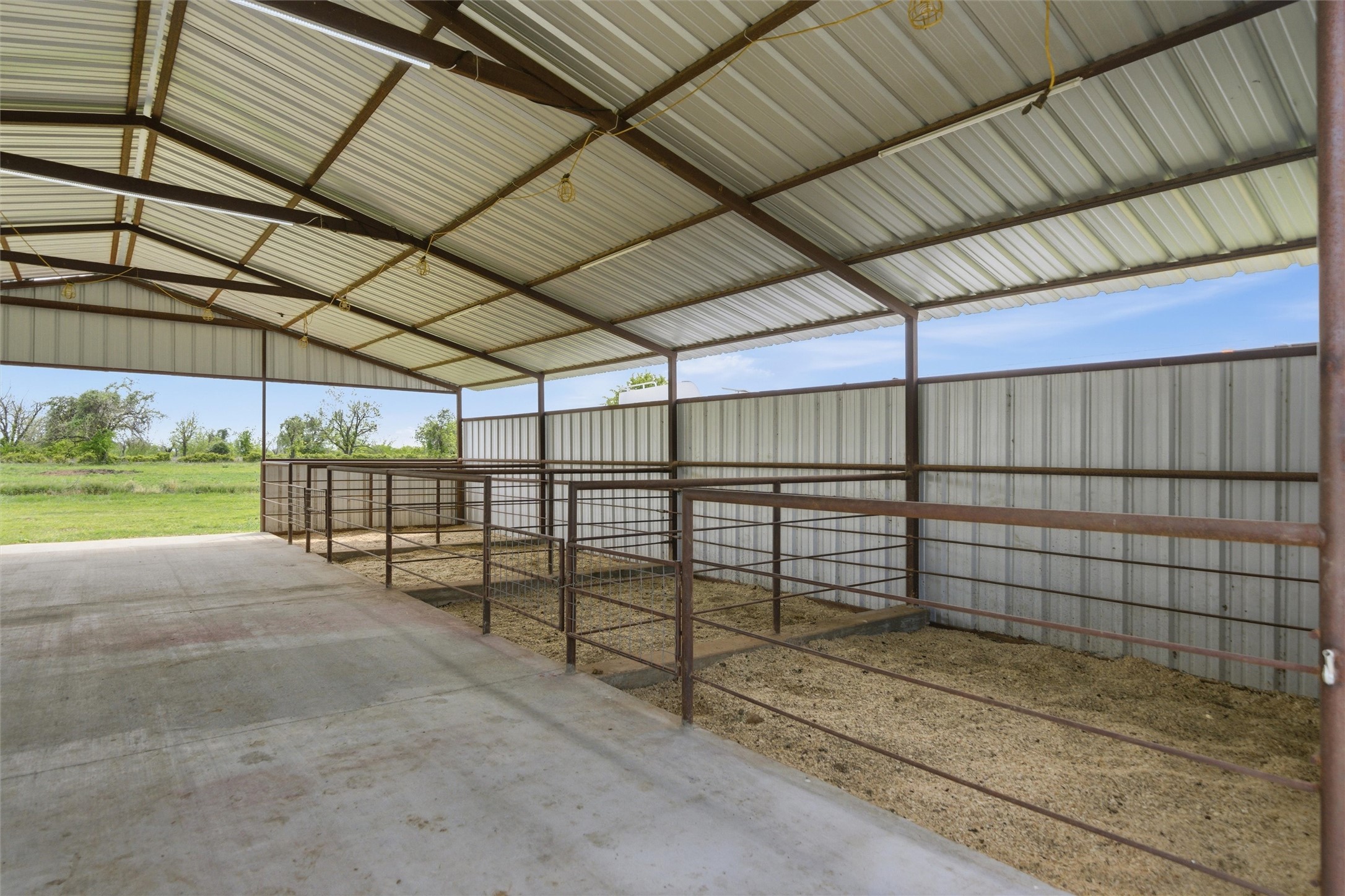 132 Crowley Lane Mineral Wells TX 76067