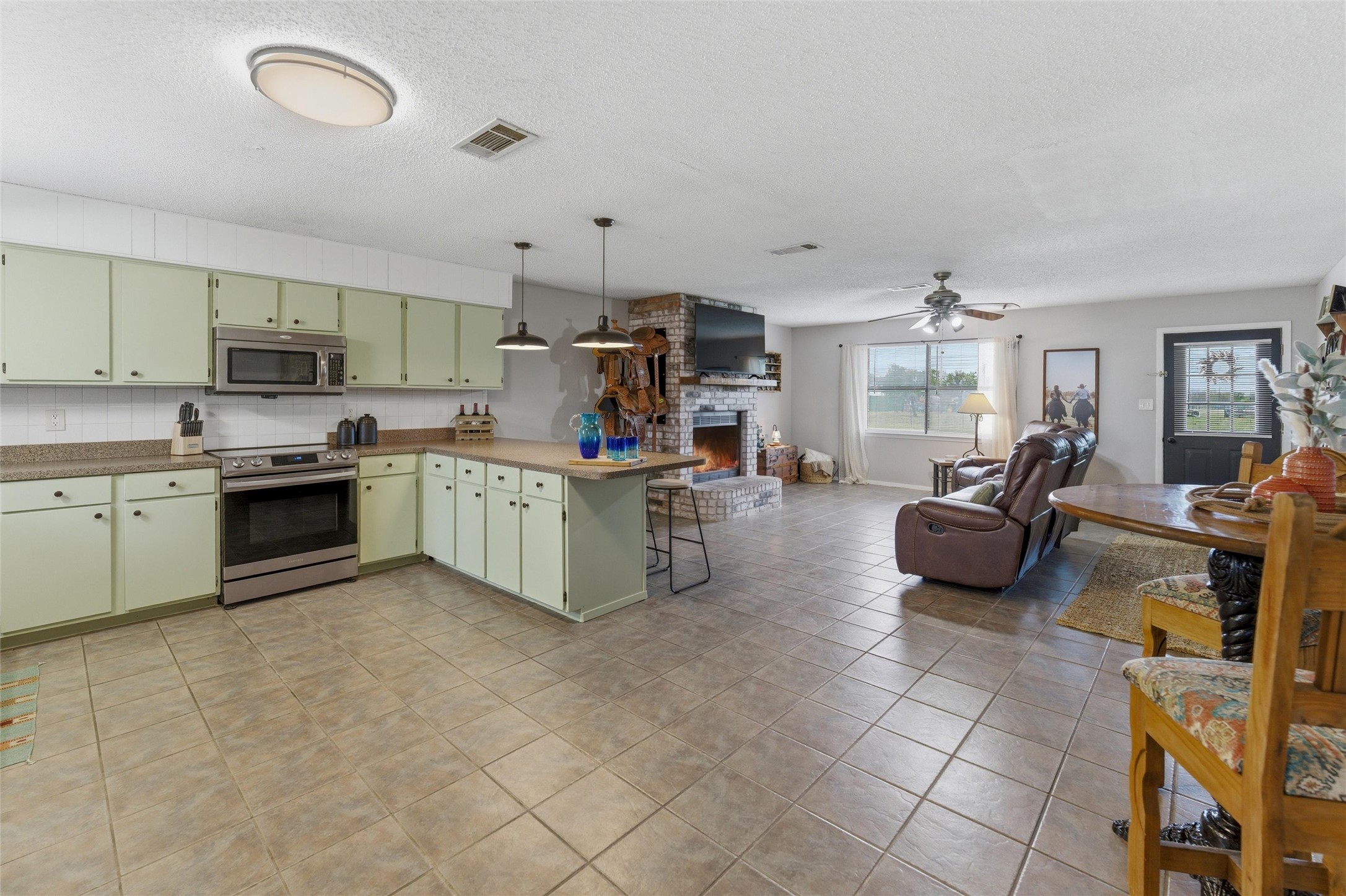 132 Crowley Lane Mineral Wells TX 76067