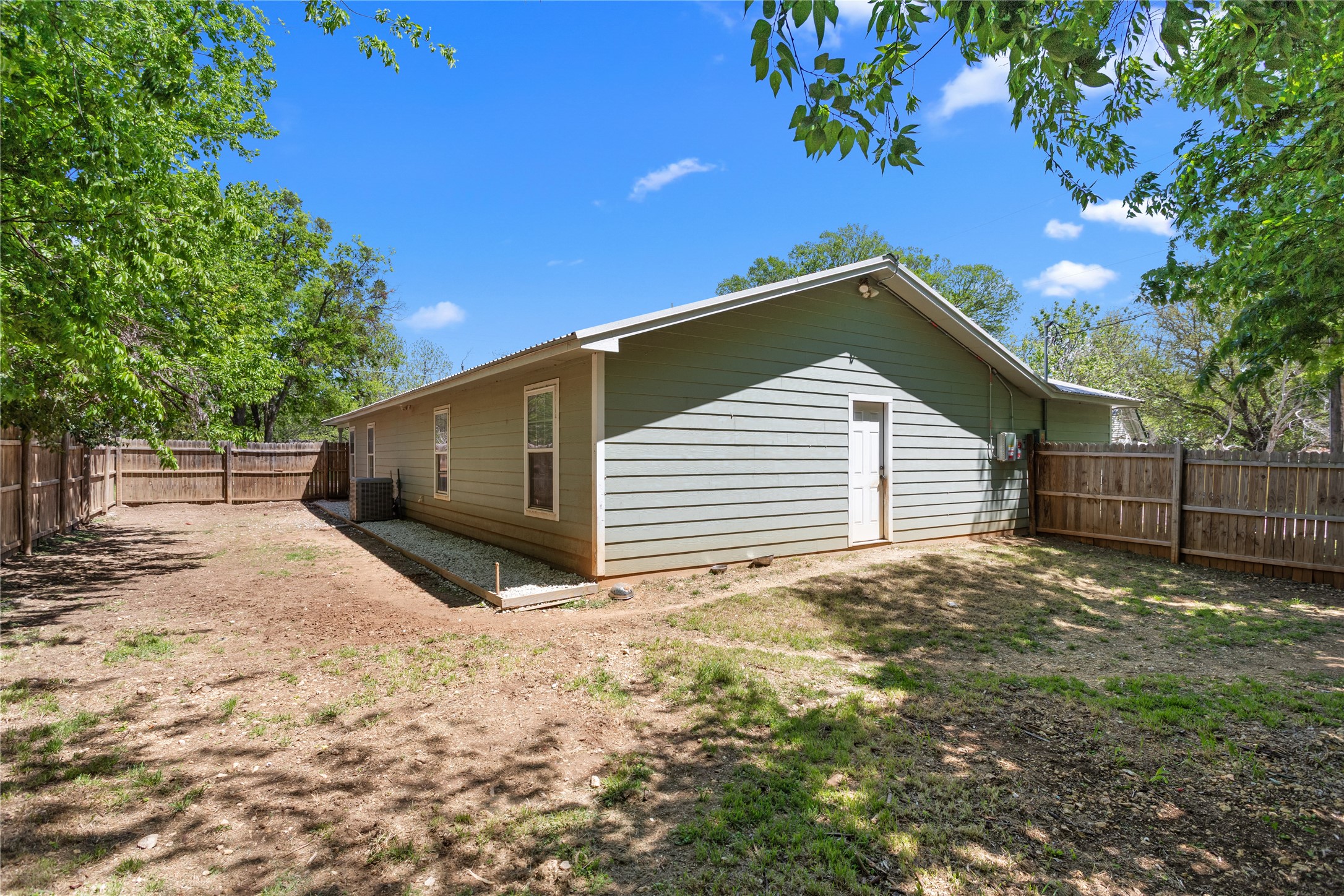 900 Bosque Meridian TX 76665