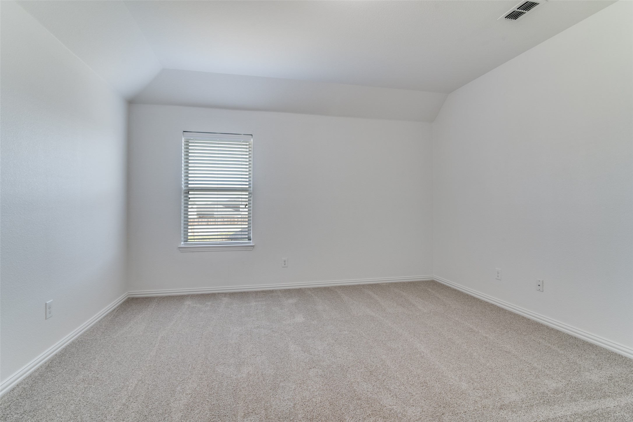 1215 Hundgate Way Forney TX 75126
