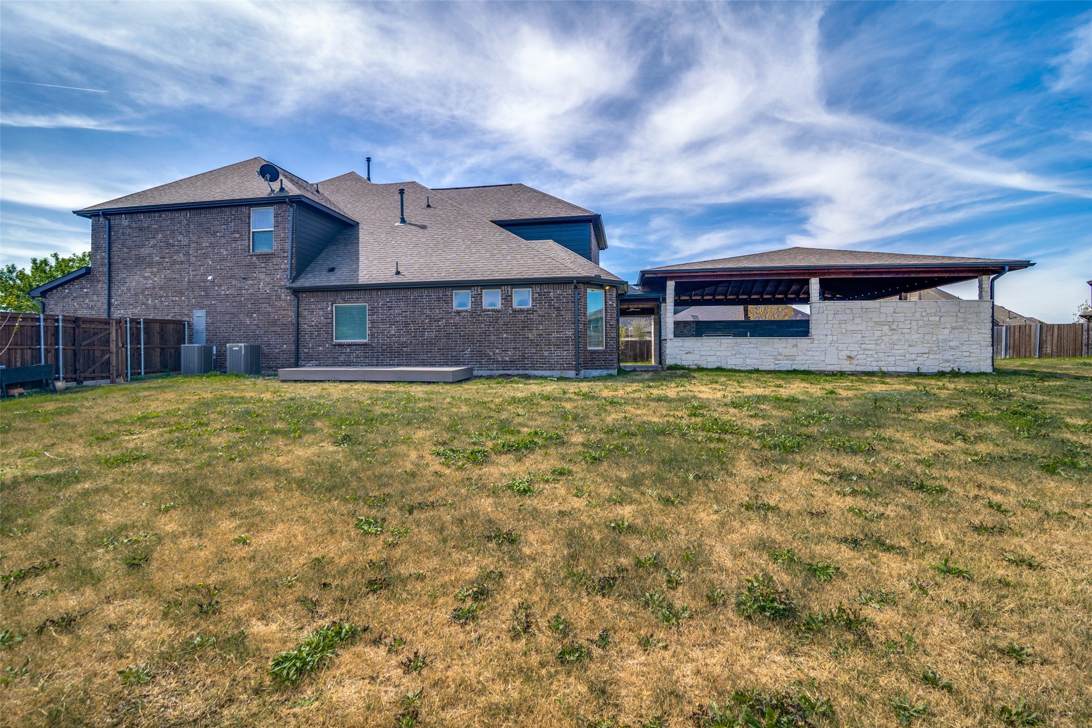 1215 Hundgate Way Forney TX 75126