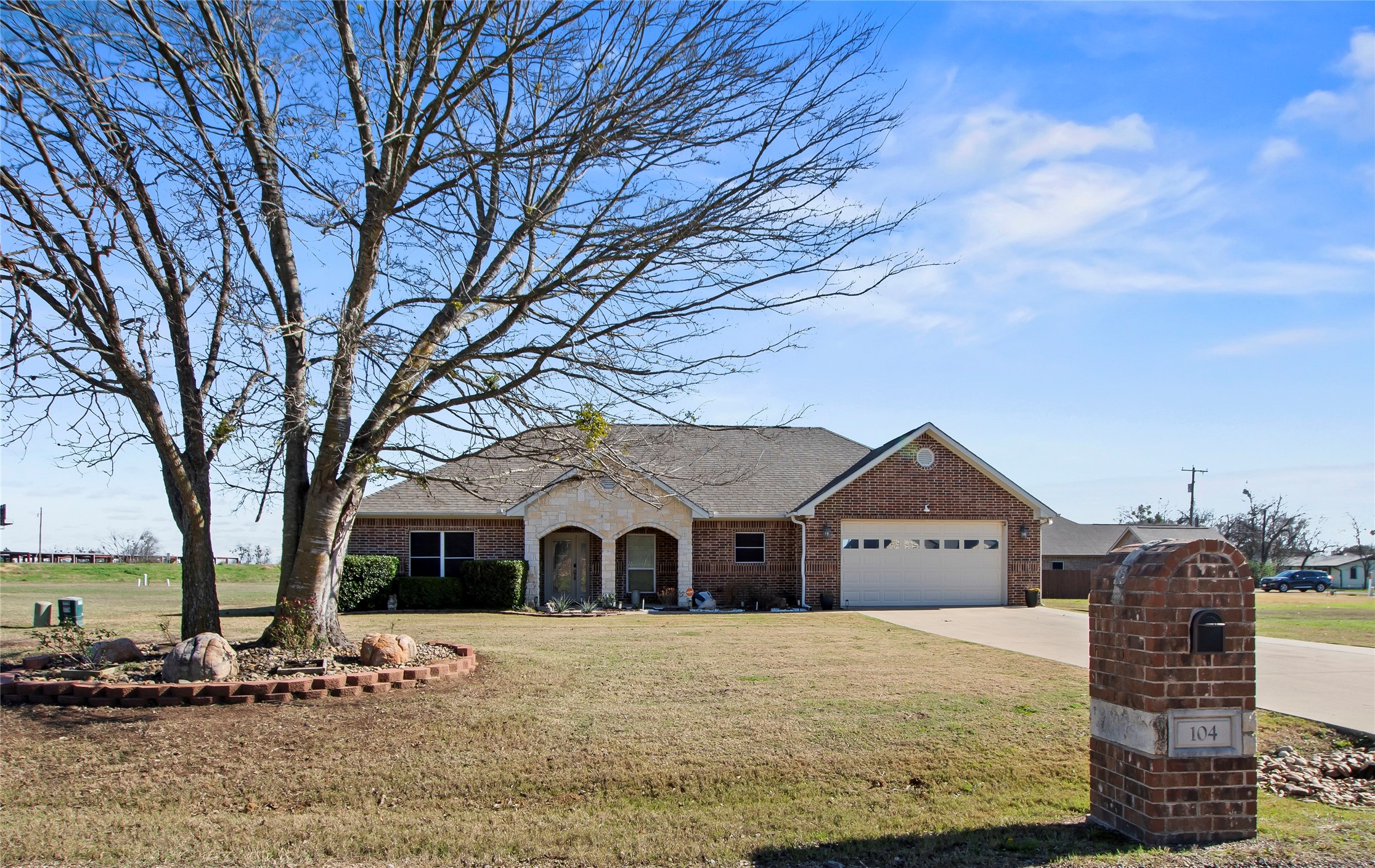 104 Blake Street Mabank TX 75147