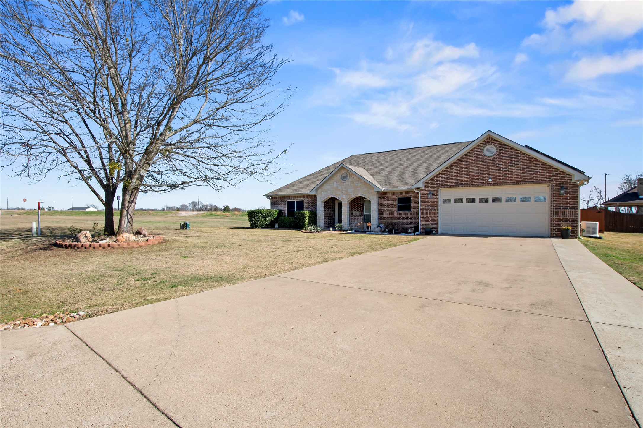 104 Blake Street Mabank TX 75147