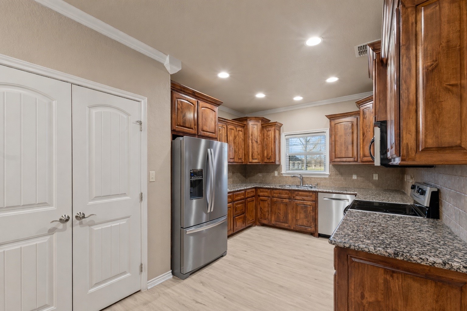 104 Blake Street Mabank TX 75147