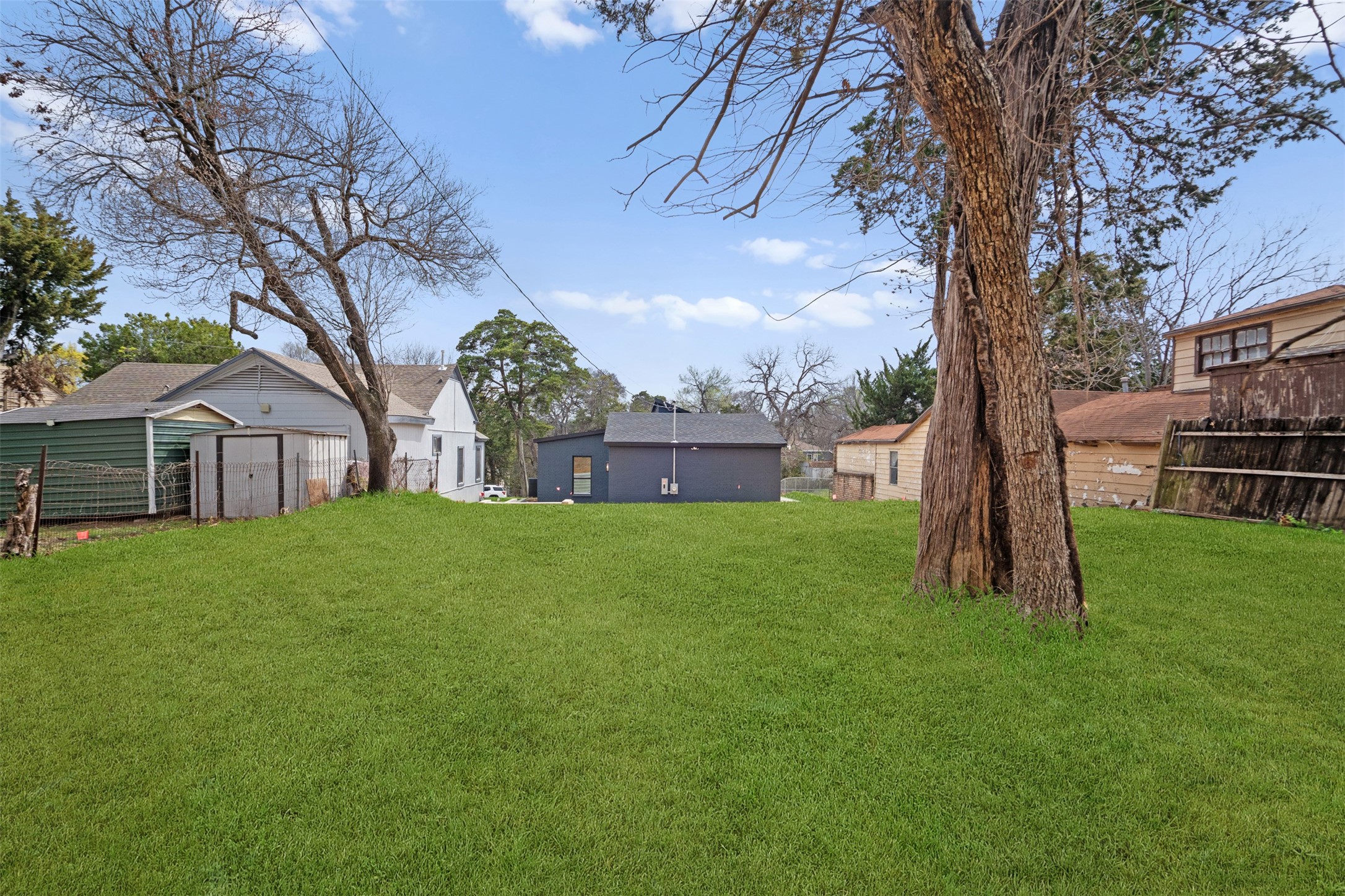 1203 Forester Drive Dallas TX 75216