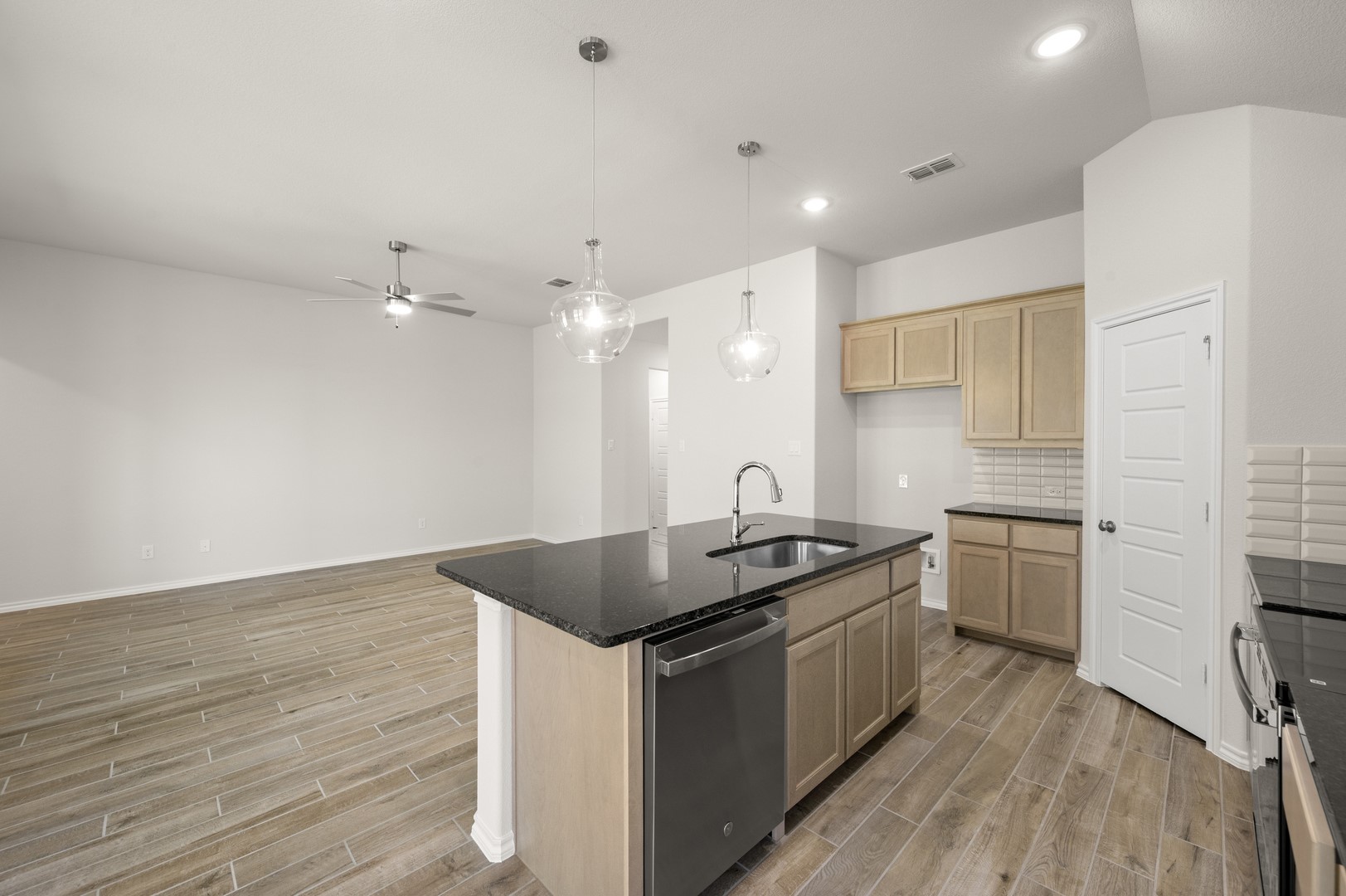 1132 Avery Road Granbury TX 76049
