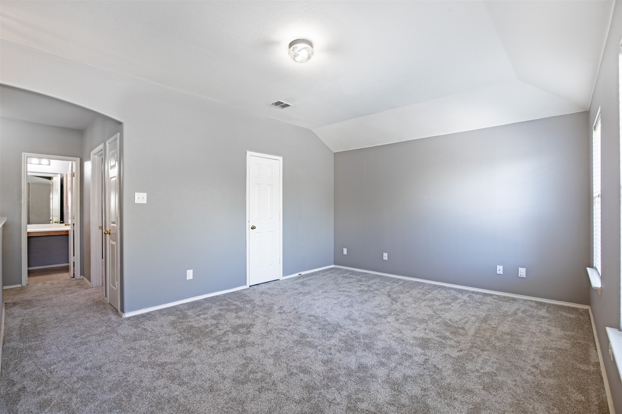 917 Warbler Aubrey TX 76227