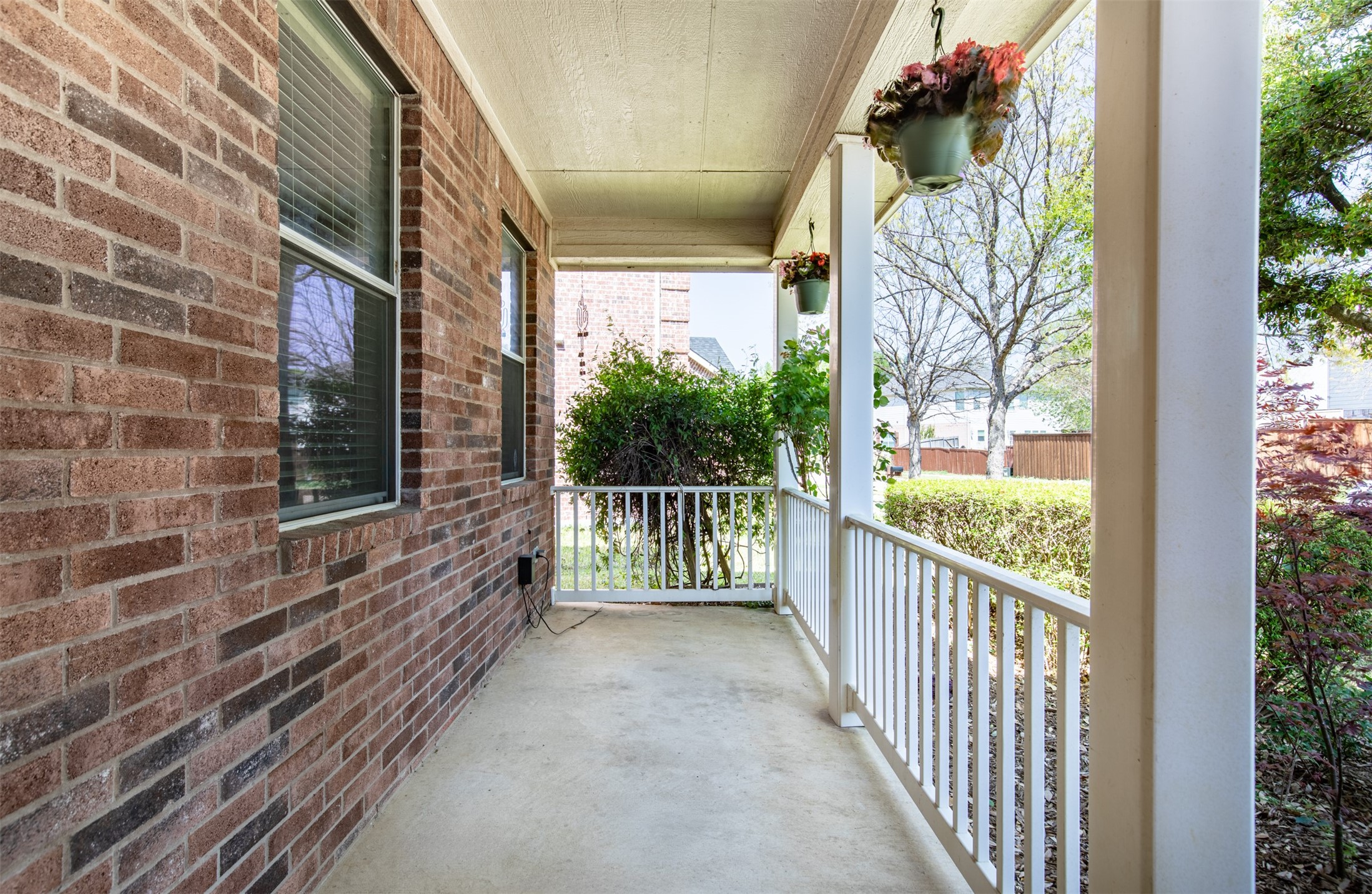 917 Warbler Aubrey TX 76227
