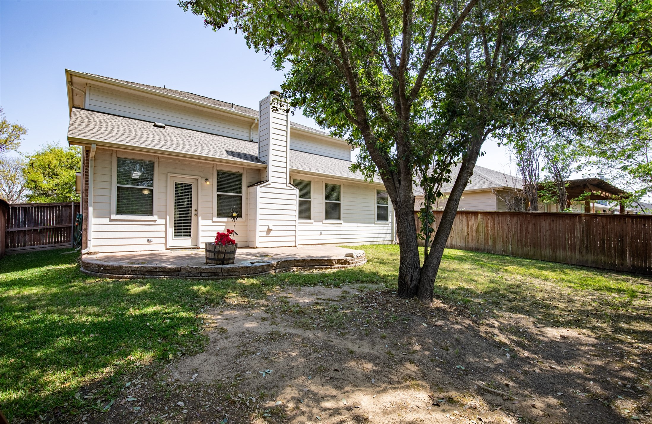 917 Warbler Aubrey TX 76227