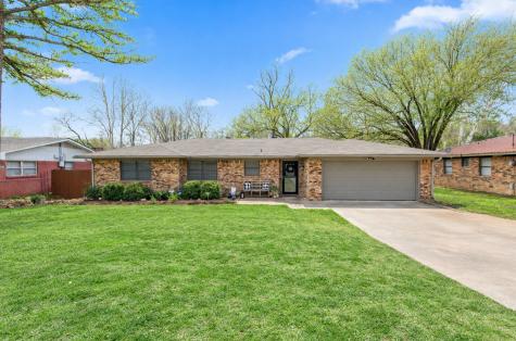 1209 Balboa Street Denison TX 75020
