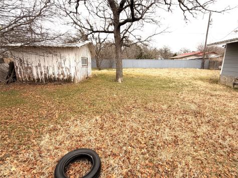 503 E Sadosa Street Eastland TX 76448