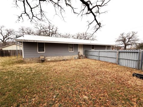 503 E Sadosa Street Eastland TX 76448
