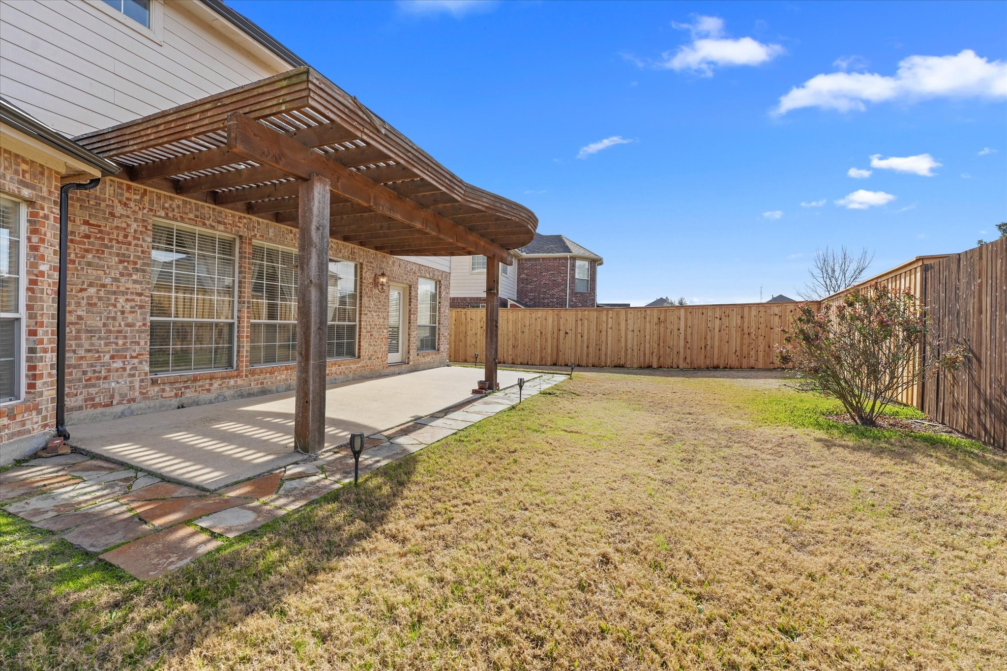 6817 Lake Meadow Lane Sachse TX 75048